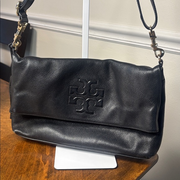 TORY BURCH THEA FOLD-OVER BAG PEBBLED LEATHER w/DUSTBAG! EUC - Picture 4 of 16
